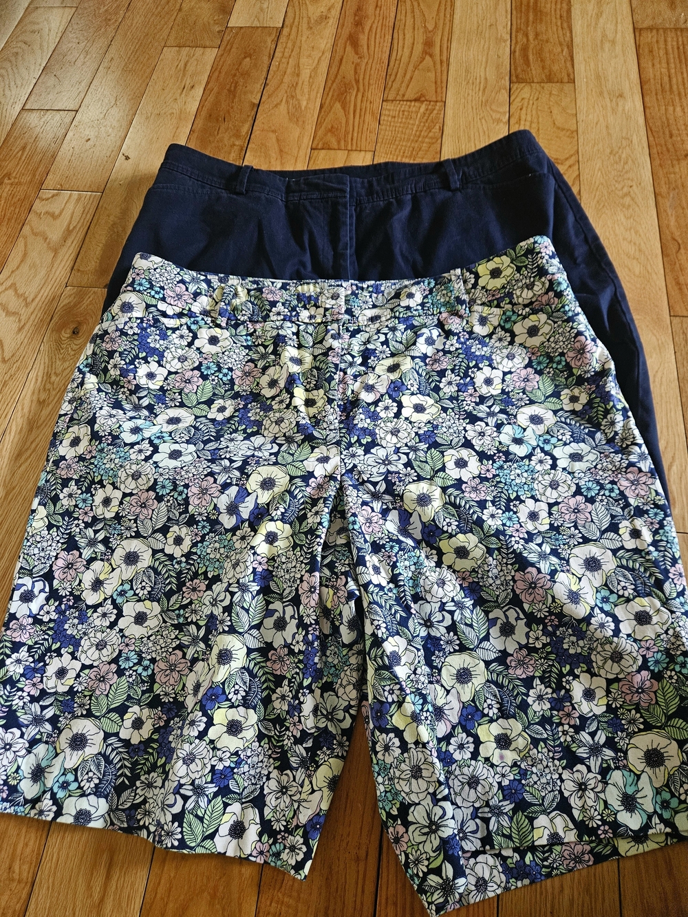 Talbots Navy Floral Print Shorts - Multicolor Blooms